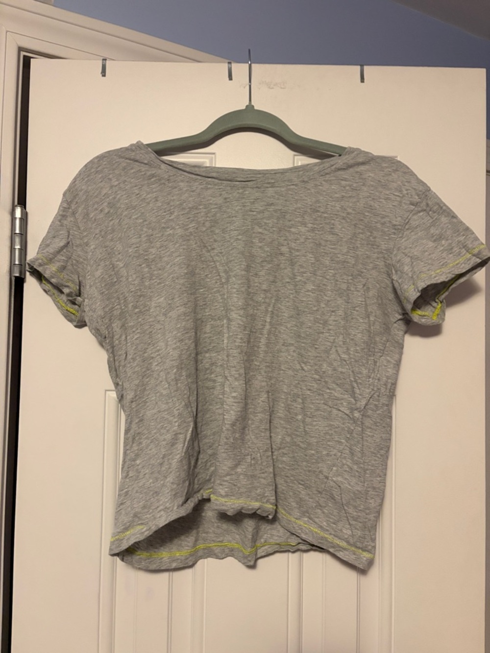 2/$25 Vineyard Vines Short Sleeve ‘Surftee’
